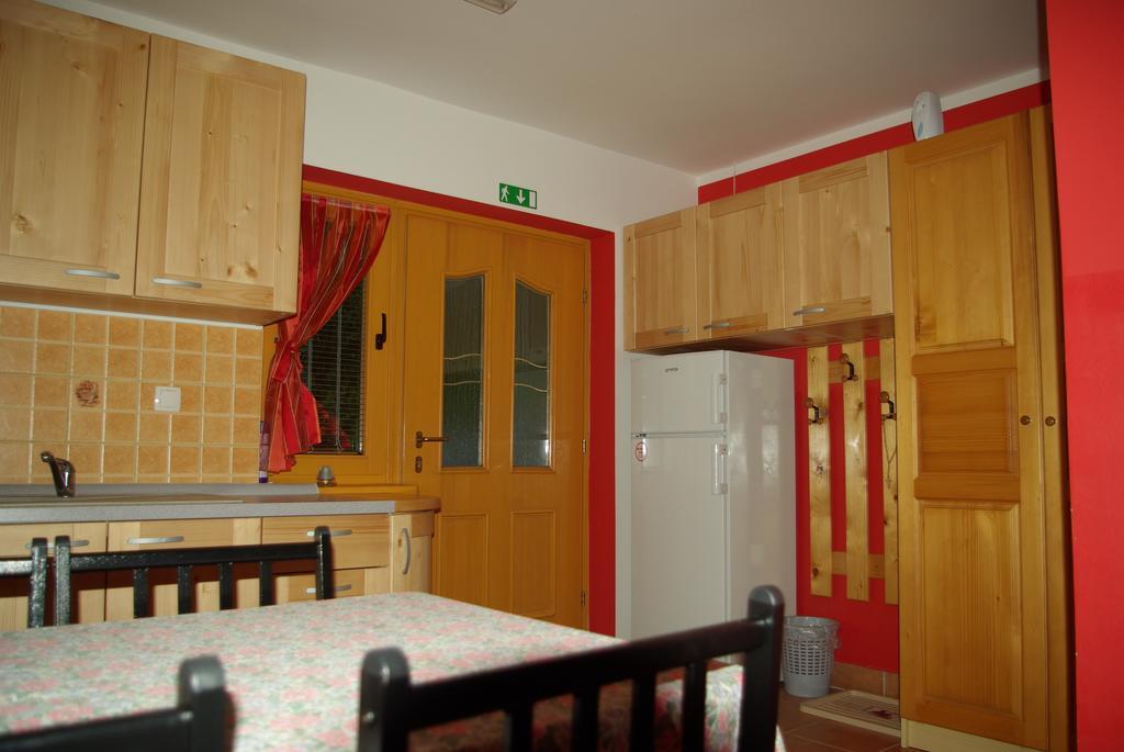 Apartment Beli Zajec Mozirje Buitenkant foto